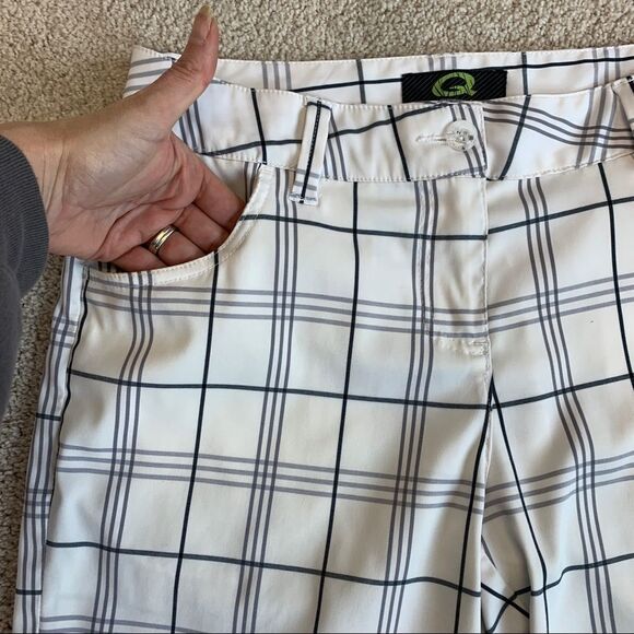 QUAGMIRE Golf White gray black striped plaid check shorts Sz 8 NWOT - Picture 4 of 11